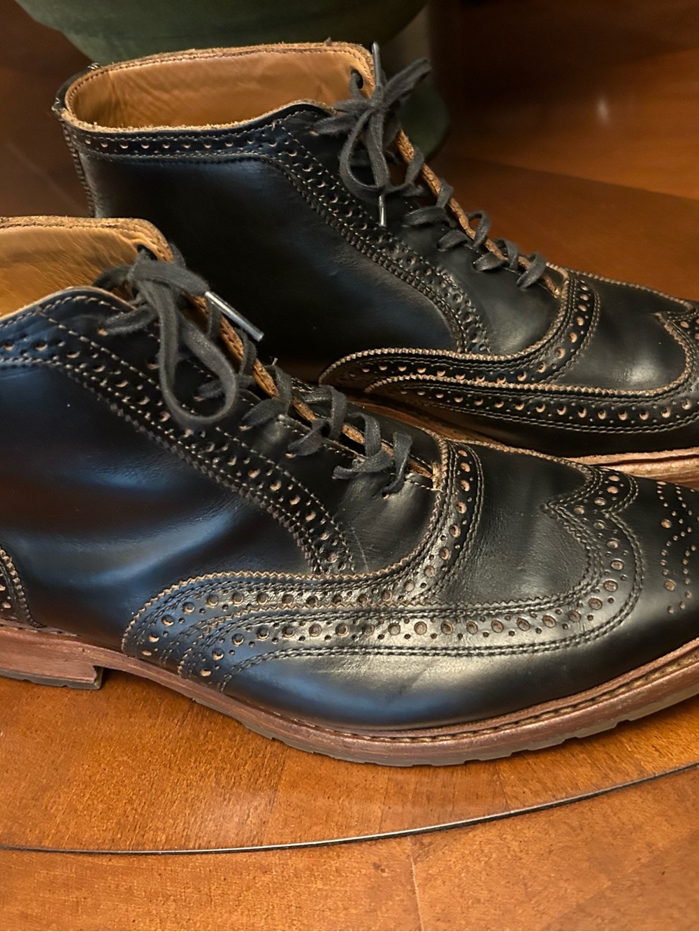 Allen Edmonds Black Leather Wingtip Lace-Up Boots - Picture 7 of 7